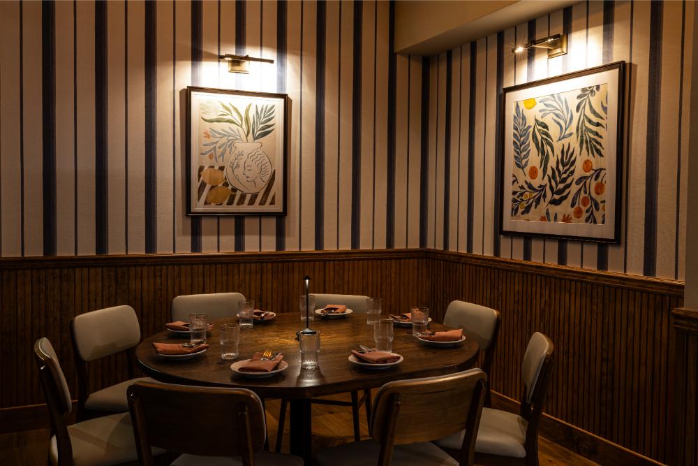 Dining room wall art and table setting